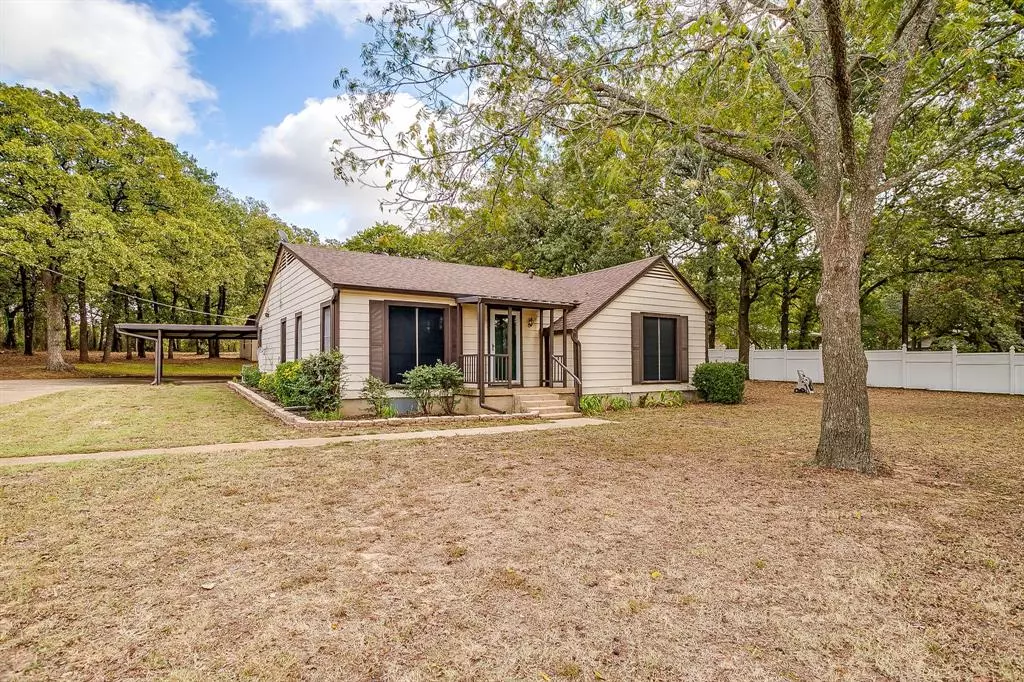 Fort Worth, TX 76140,6061 Carey Road