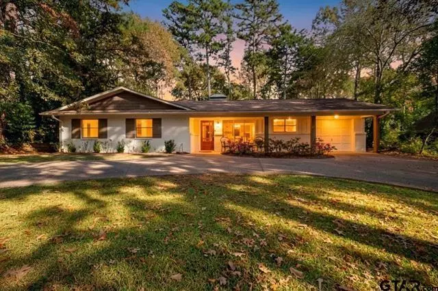 Hideaway, TX 75771,441 Hideaway Lane Central