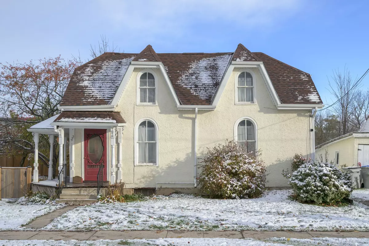 North Middlesex, ON N0M 2K0,222 Ellen ST