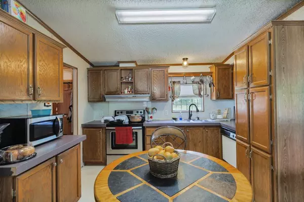 Bowie, TX 76230,308 S Mill Street