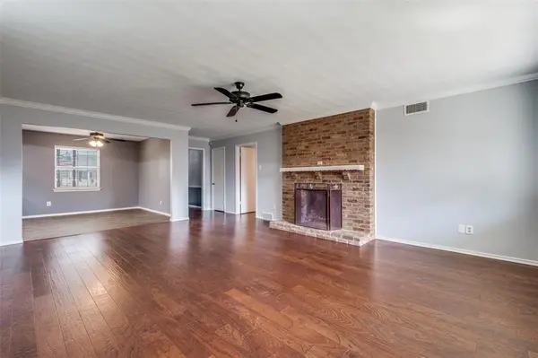 10430 Vistadale Drive, Dallas, TX 75238