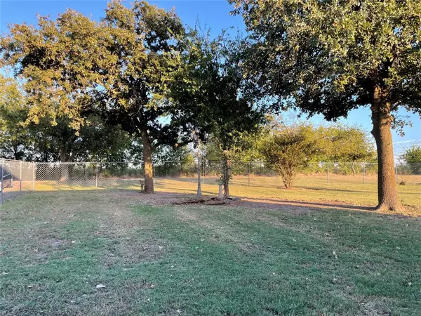 Collinsville, TX 76233,1441 McFarlin Road