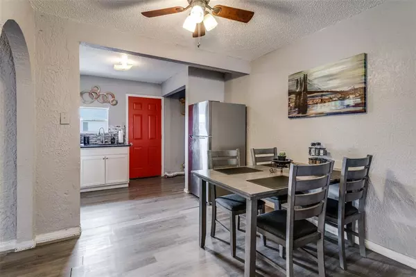 Grand Prairie, TX 75050,129/131 NE 22ND Street