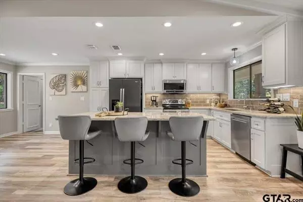 Hideaway, TX 75771,441 Hideaway Lane Central