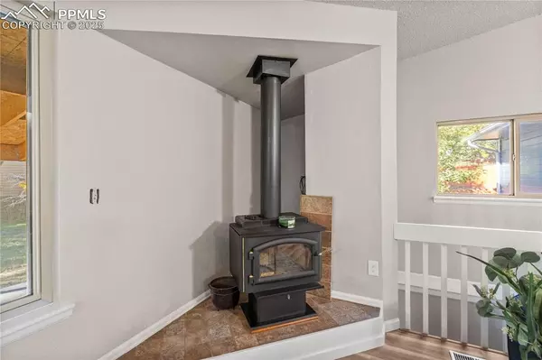 Colorado Springs, CO 80905,225 W Navajo ST