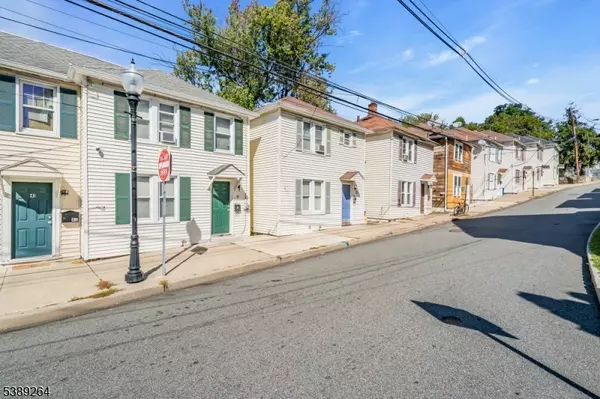 Morristown Town, NJ 07960,39 Clinton Pl