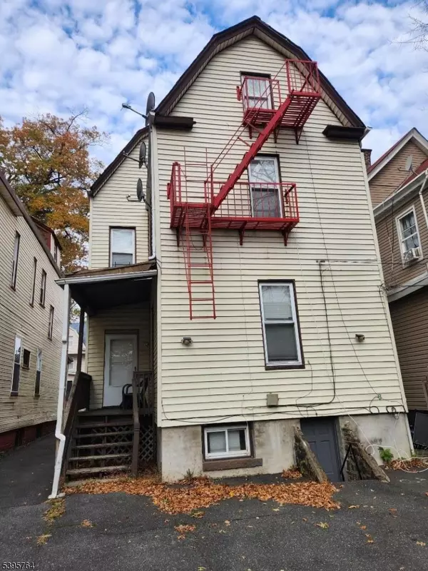 East Orange City, NJ 07017,168 Greenwood Ave