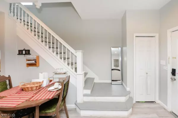 Newark City, NJ 07108,839 S 15Th St