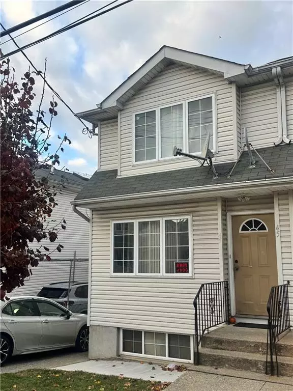 45 Winegar LN, Staten  Island, NY 10310