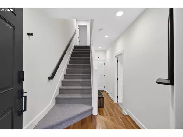 Lake Oswego, OR 97034,314 2ND ST