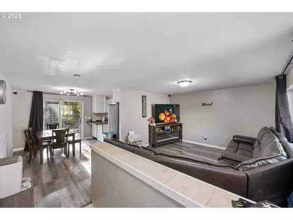 Coquille, OR 97423,1643 SHELLEY RD