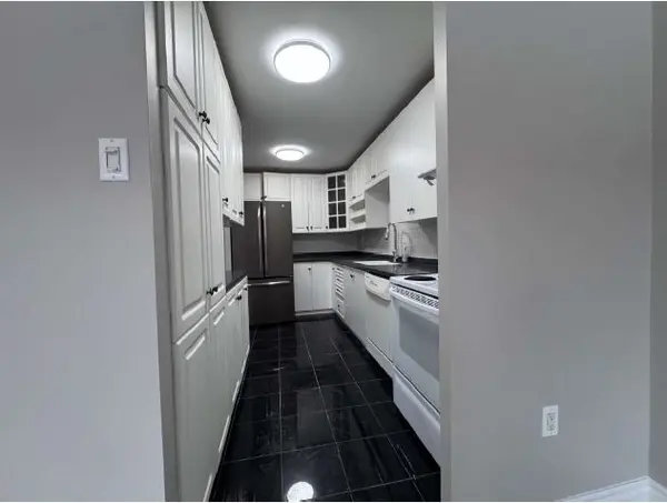 Toronto E10, ON M1E 4V5,4062 Lawrence AVE E #105