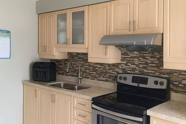 Ajax, ON L1S 3R5,44 Parker CRES