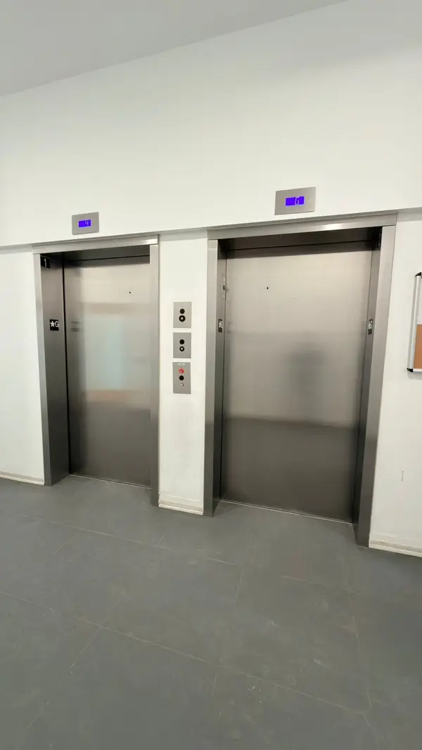 Oshawa, ON L1G 0C1,1900 Simcoe ST N #827