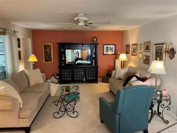 Hollywood, FL 33021,412 S Luna Ct #2