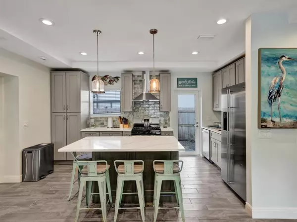 Fort Lauderdale, FL 33315,937 SW 17th St