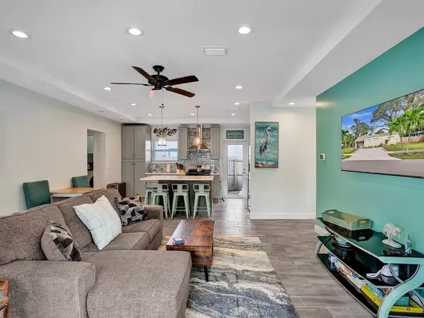 Fort Lauderdale, FL 33315,937 SW 17th St