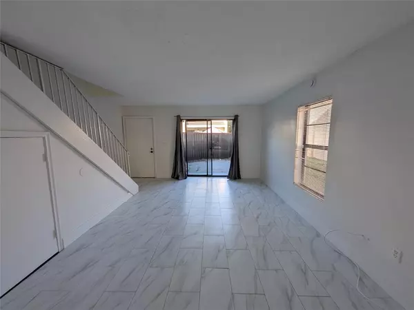 Fort Lauderdale, FL 33313,2456 NW 52nd Ave #2456