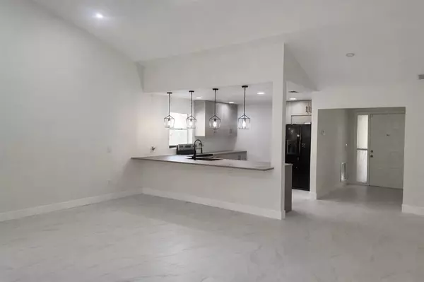 Boca Raton, FL 33433,20835 VIA MADEIRA DR #6115