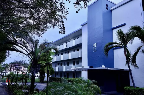 1351 NE 191st St #E217, Miami, FL 33179