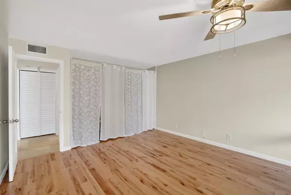 Fort Lauderdale, FL 33316,1700 SE 15th St #308