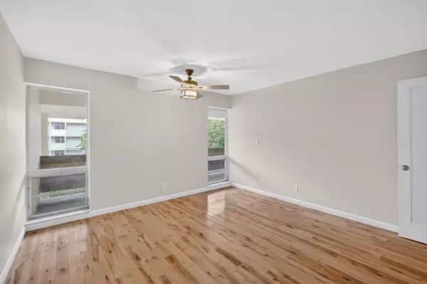 Fort Lauderdale, FL 33316,1700 SE 15th St #308