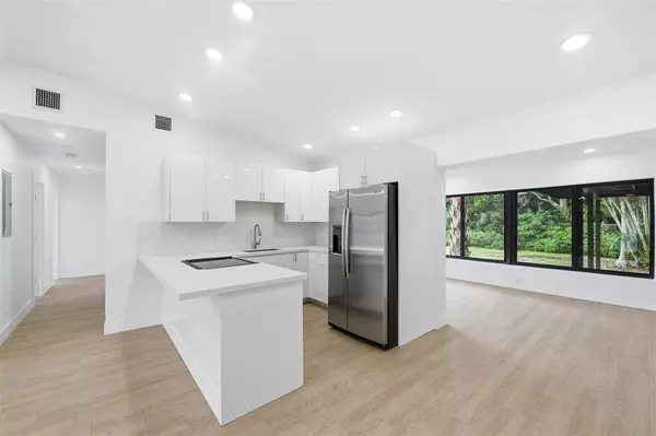 Fort Lauderdale, FL 33315,1824 SW 30th St