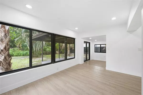 Fort Lauderdale, FL 33315,1824 SW 30th St