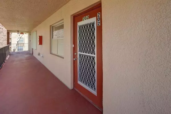 Margate, FL 33063,370 NW 76th Ave #202