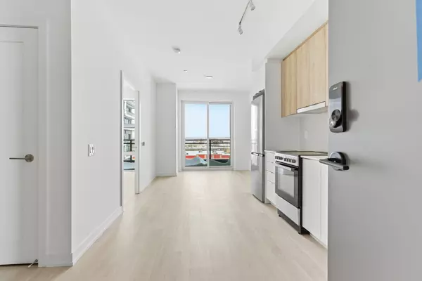 Markham, ON L6E 0W4,9763 Markham RD #708