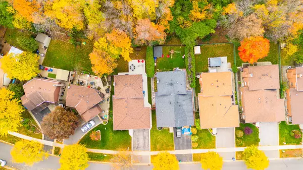 Brampton, ON L6S 2X1,20 Manorcrest ST