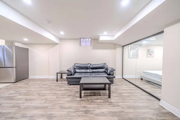 Mississauga, ON L5M 0E2,3145 Countess CRES #Bsmt