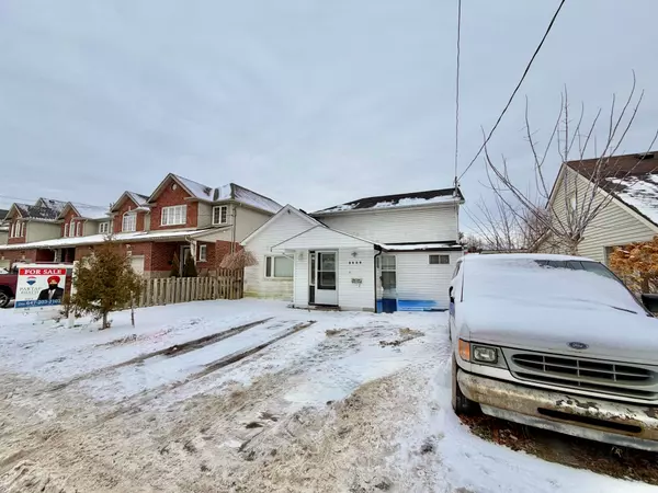 Niagara Falls, ON C2G 2H5,6294 Ash ST