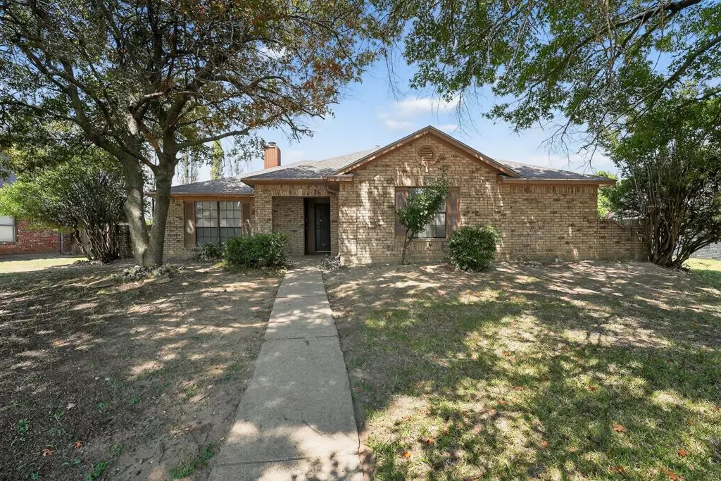 Desoto, TX 75115,904 Breckenridge Drive