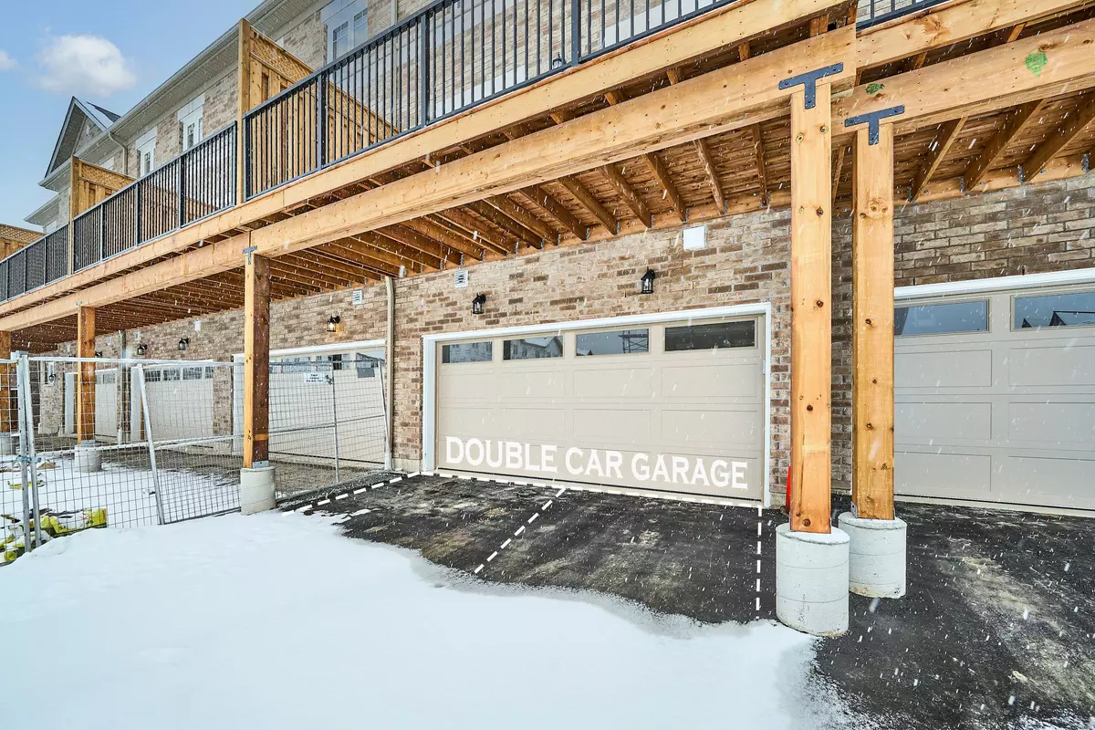 Clarington, ON L1B 0X1,11 Addyman CRES