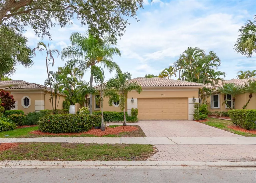 Weston, FL 33327,2466 Bay Isle Ct #2466