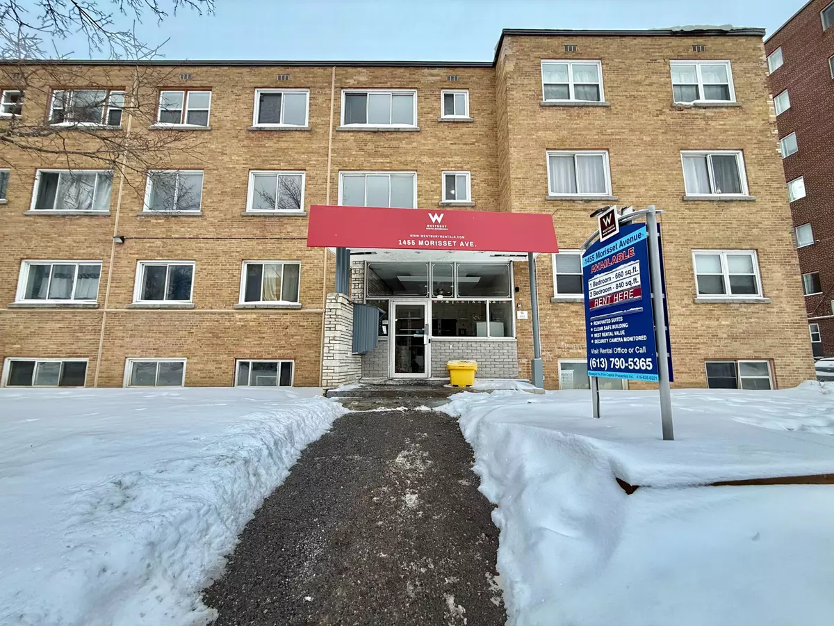 Carlington - Central Park, ON K1Z 8H2,1455 Morisset AVE #15