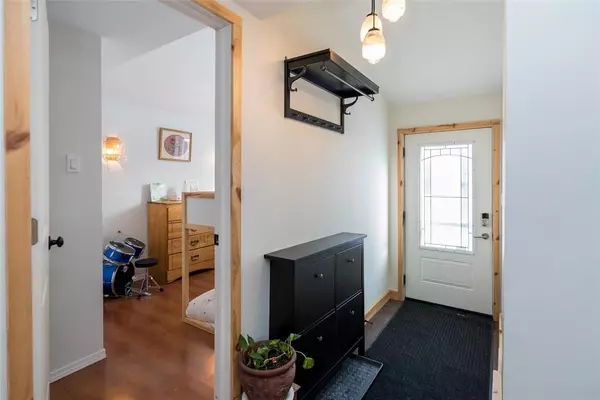 Winnipeg, MB R2H 1Y9,59 Tache AVE