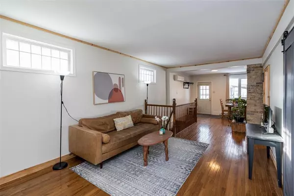 Winnipeg, MB R2H 1Y9,59 Tache AVE