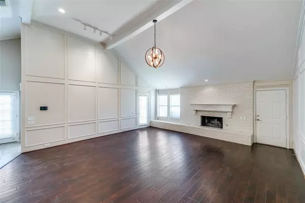 Dallas, TX 75248,6116 Southern Knoll Drive