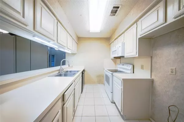 Carrollton, TX 75006,2800 Keller Springs Road #1D