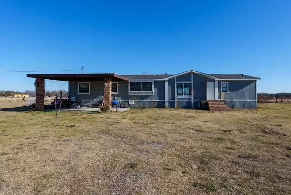 730 County Road 3708, Wills Point, TX 75169