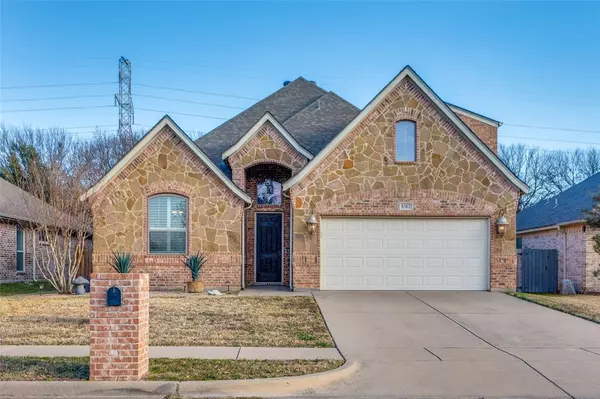 8312 Teja Trail, Benbrook, TX 76126