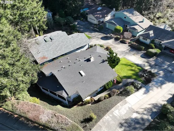 Brookings, OR 97415,1389 GLENWOOD DR