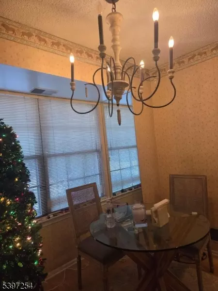 Bernards Twp., NJ 07920,279 English Place