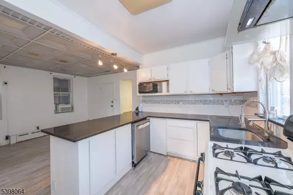 Garfield City, NJ 07026,12 Garfield Ave