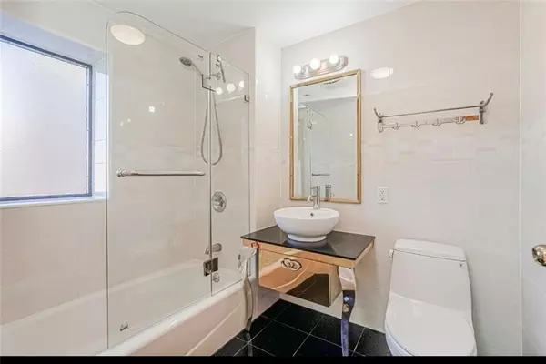 Brooklyn, NY 11230,1587 East 19th ST #6K