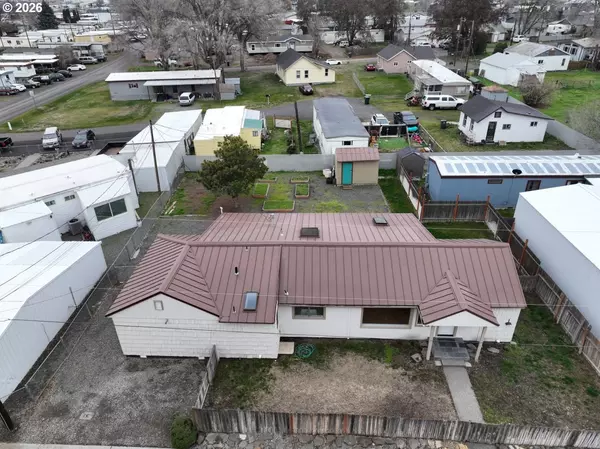 The Dalles, OR 97058,918 SNIPES ST