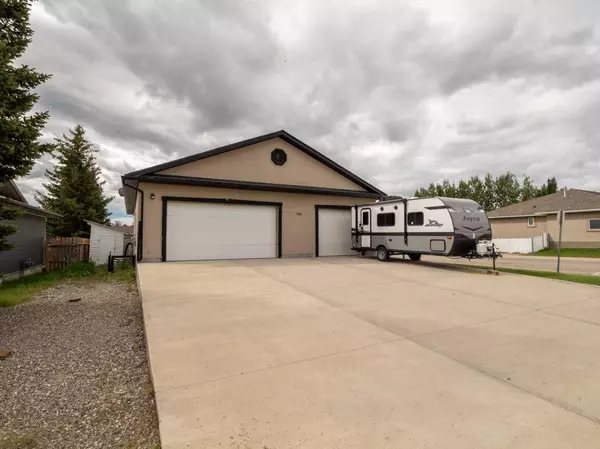Cardston, AB T0K0K0,996 2 AVE W