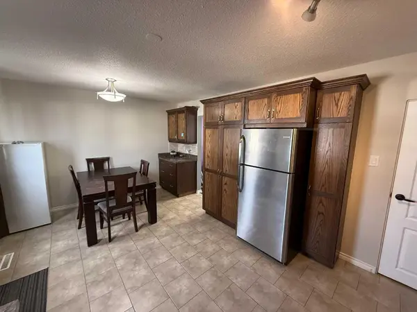 Hinton, AB T7V1B5,114 Hardisty AVE #43